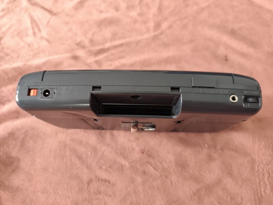 Sega Game Gear do naprawy
