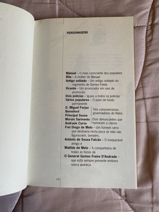 Livro Felizmente há luar!