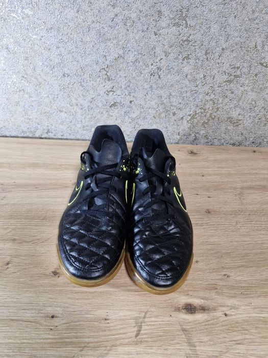 Футзалки Nike Tiempo Rio II IC (38р *24см*)