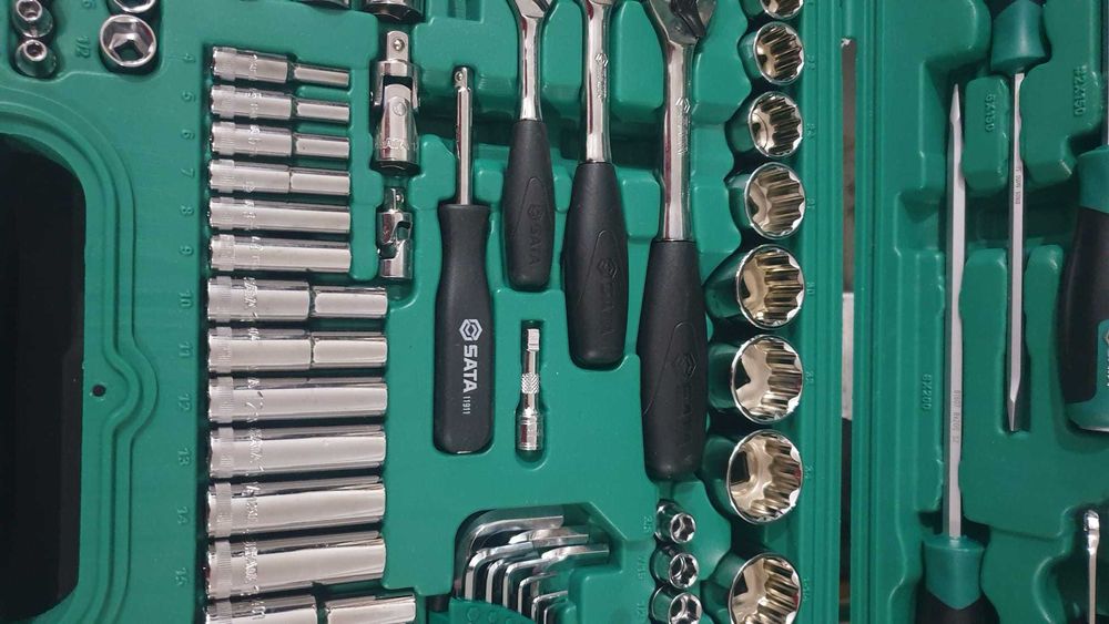 Conjunto de ferramentas 150 peças de 1/4" e 3/8" e 1/2" SATA