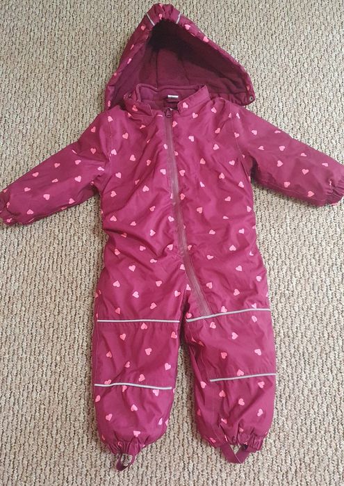 Зимний  комбинезон на девочку