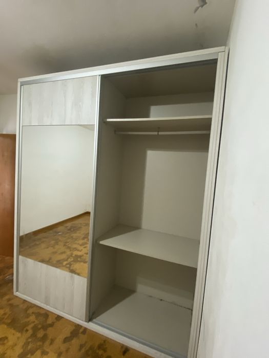 Guarda Roupa 2 Portas em Vidro