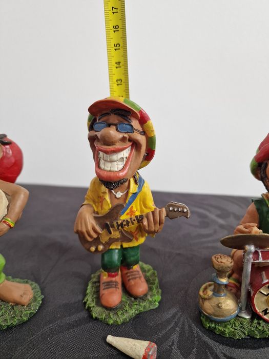 Conjunto 3 Estatuetas musicais Rasta/Reggae Vintage 12cm