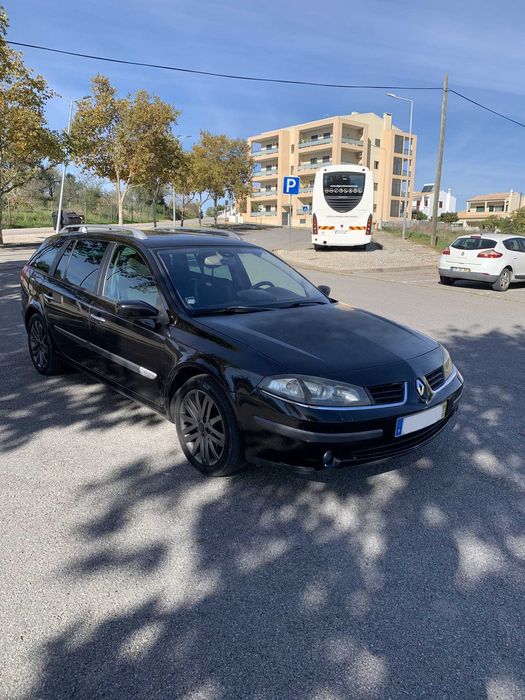 Renault Laguna 2.0 dCi 2006 – Familiar Espaçoso e Confortável