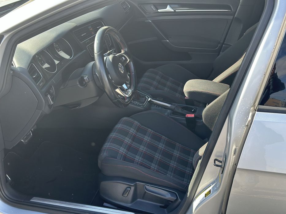 Volkswagen golf gti 7