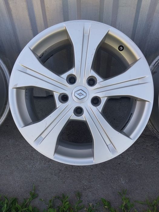 Felgi 17 Renault 5x114,3 7x17 et49 66,6