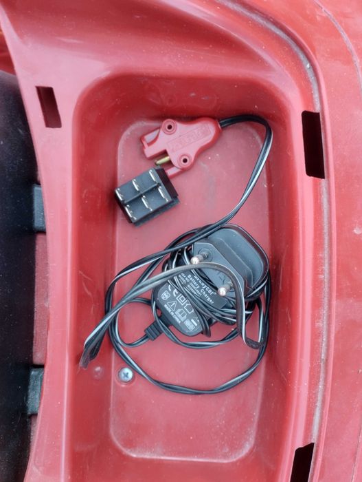 Ferrari FF Feber auto autko dla dzieci na akumulator