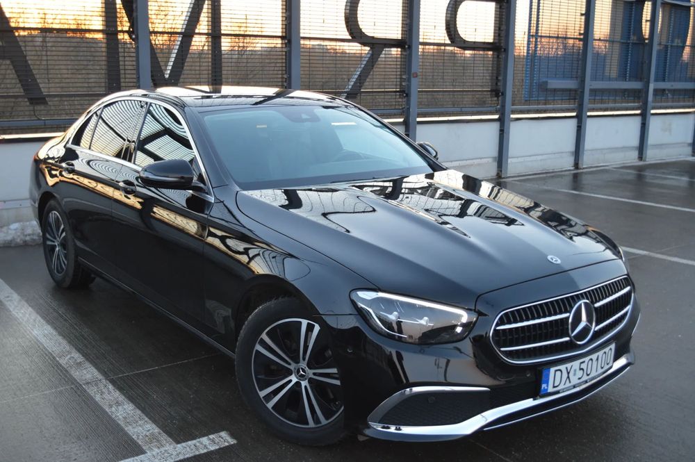 Mercedes-Benz Klasa E Mercedes-Benz Klasa E 220 d 4Matic 9G-TRONIC Avantgarde