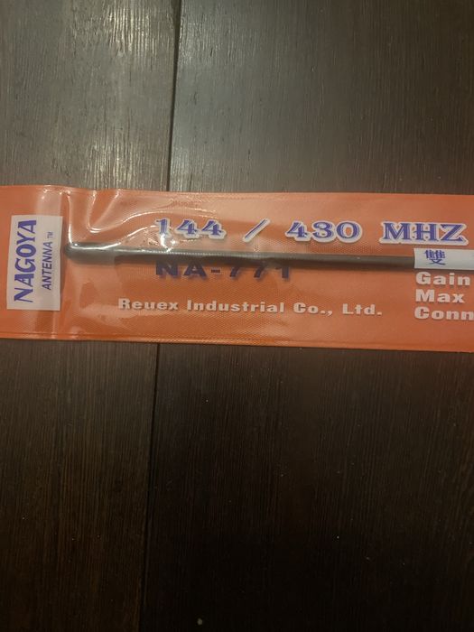 Antena Nagoya NA-771 dual band