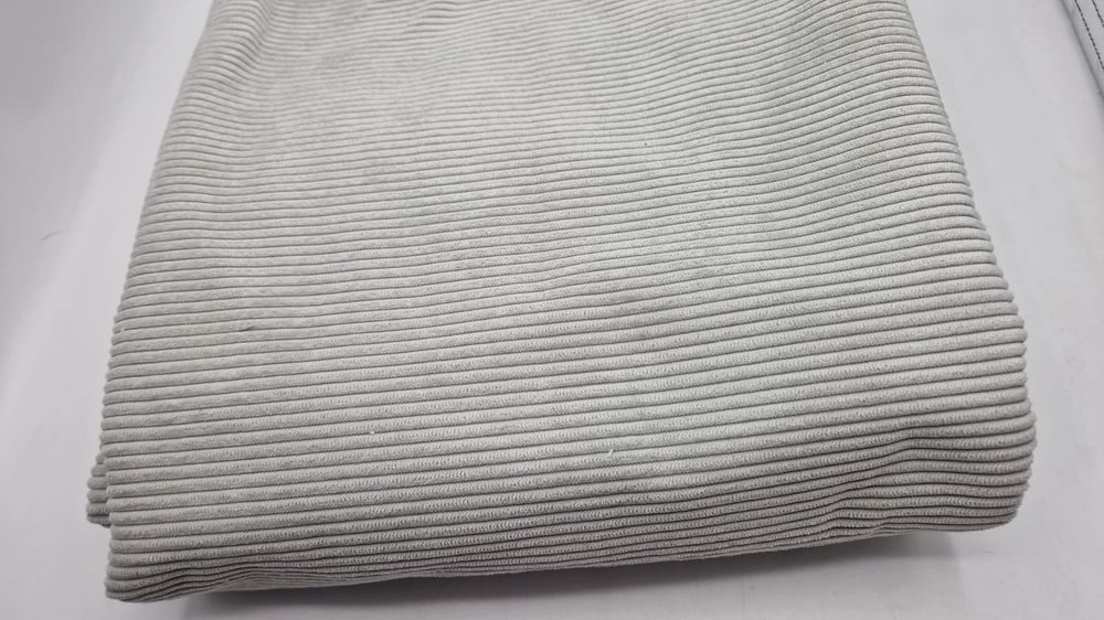Tkanina obiciowa sztruks kupon 2,25 m.x 140 cm.