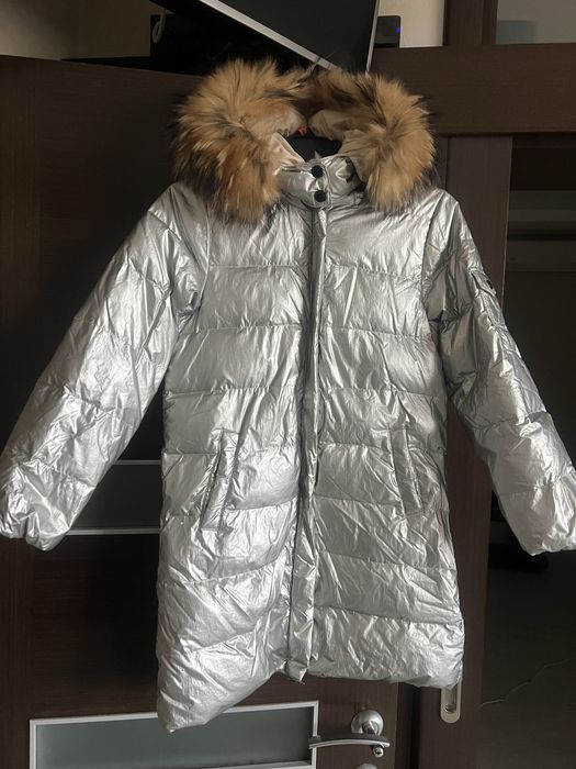 Зимовий пуховик, гарний стан, зріст 130 ( 8-10 років)