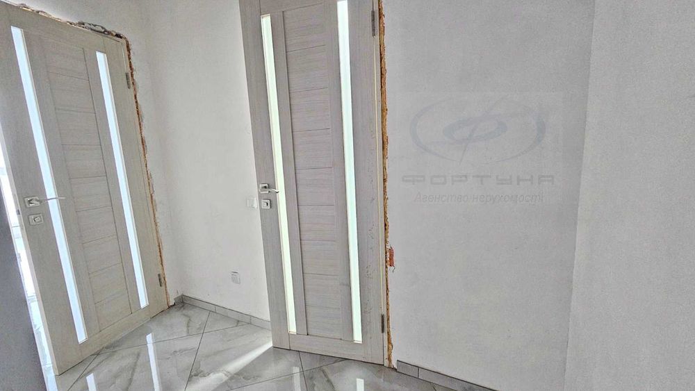 ЕОСЕЛЯ! Інвестиція в МАЙБУТНЄ-2 кім.кв з майже РЕМОНТОМ  в ЖК Сімейний