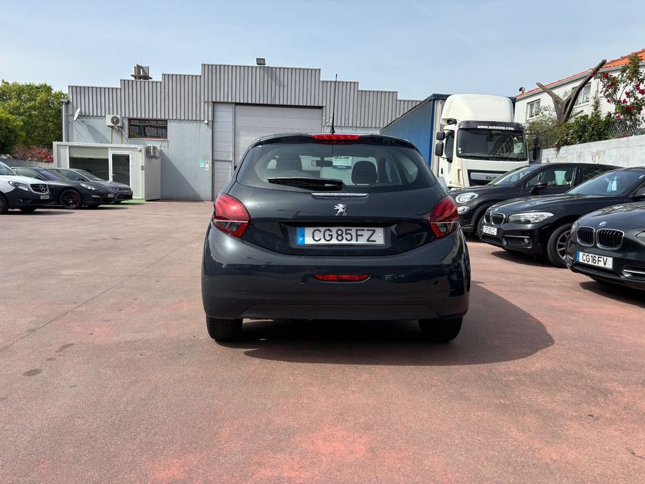 Peugeot 208 PureTech 68 Active foto 3