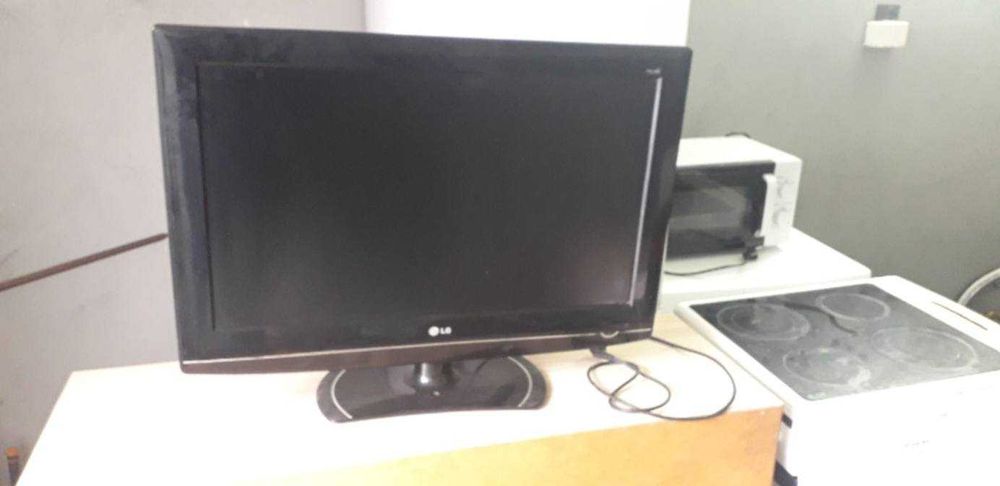 używany telewizor 32 cali lg led sprawny na 100%