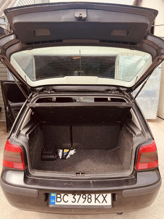 Volkswagen Golf 4, Гольф 4