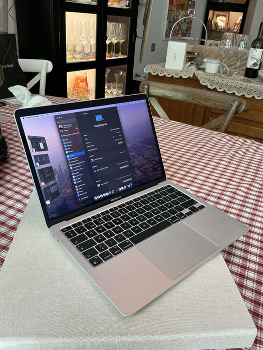 MacBook Air M1 2020 16GB