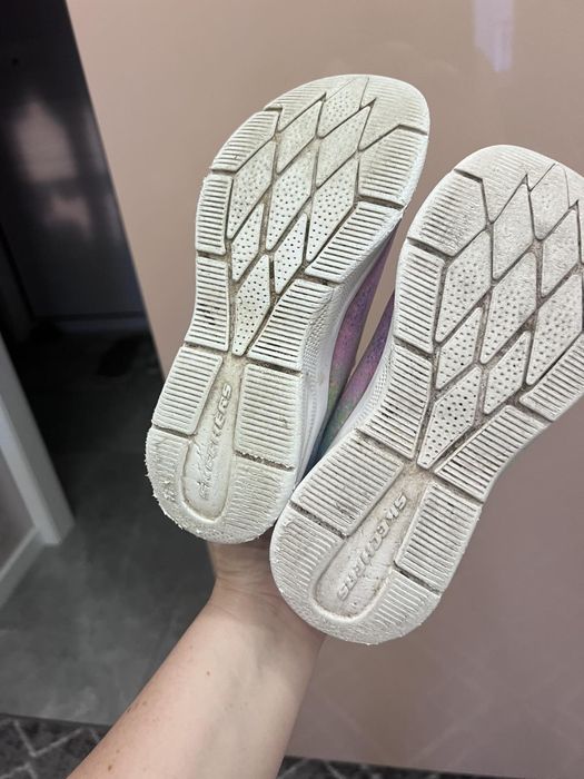 Кросівки Skechers 33,5 розмір
