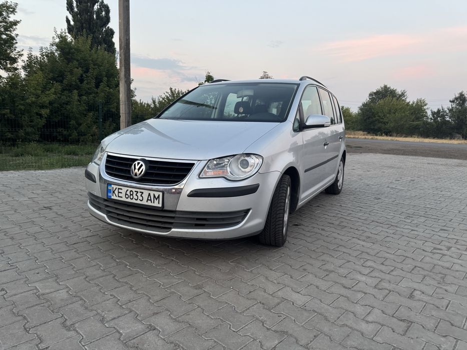 Продам Volkswagen Touran