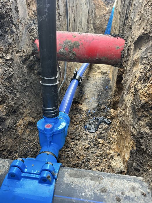 Usługi instalacyjne roboty ziemne przyłącza wod kan przeciski kretem