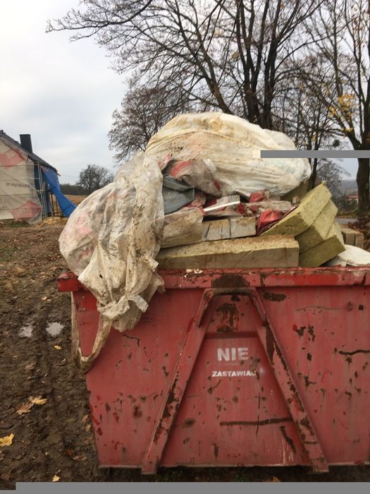 Kontener na gruz. Utylizacja papy, izolacji, styropianu