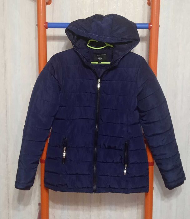 Зимова куртка пуховик S р. 42-44