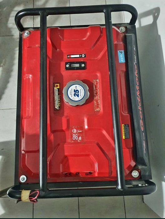 Генепатор на бензині