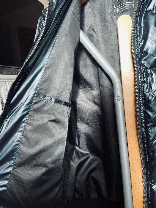 Куртка - бомбер пуховик