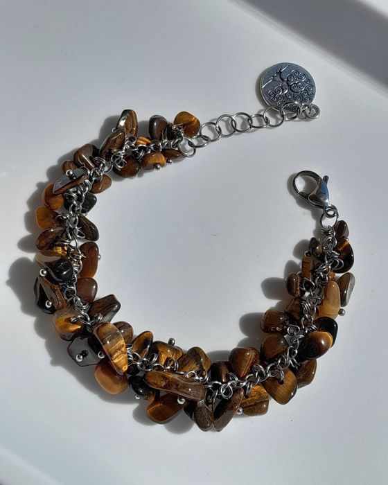 Bransoletka wykonana z kamieni naturalnych tygrysie oko.