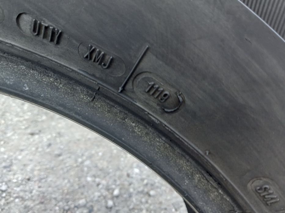 2x Opony Używane Całoroczne 265/70R17 Coper