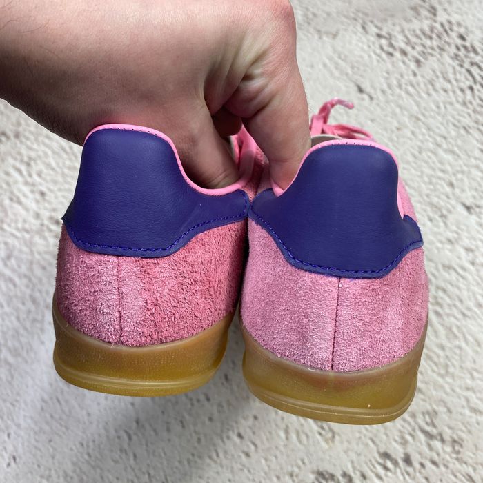 40.5 ie7002 Оригінал нові жіночі кеди adidas gazelle indoor pink