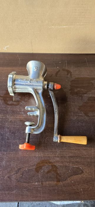 Stara maszynka do mięsa PRL