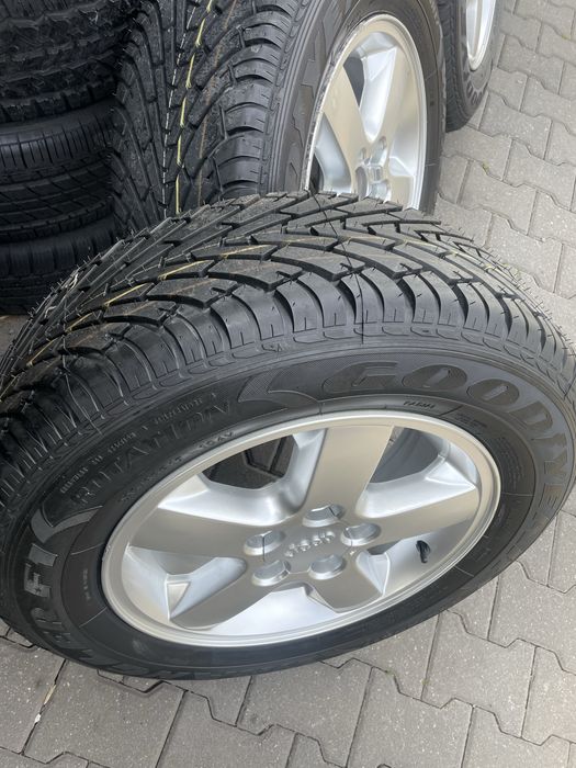 Orginalne kola Jeep Overland + Goodyear