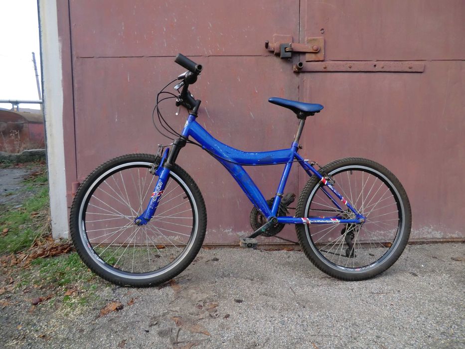 Велосипед спрортивный-горный