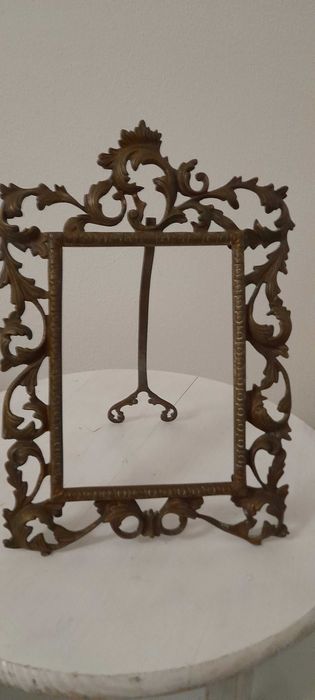 Molduras em Bronze antigas