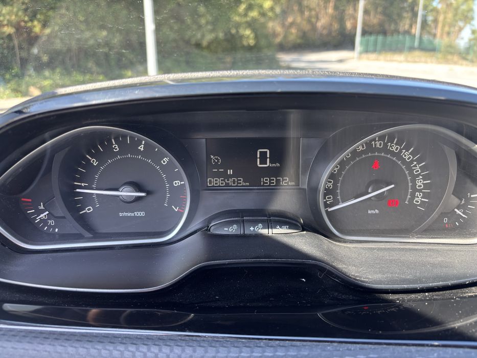 Peugeot 208 PureTech Style