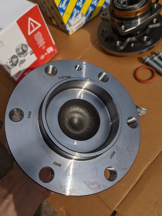 Подшипнік ступиці спрінтер 906