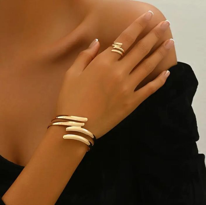 Pulseira + Anel Dourado