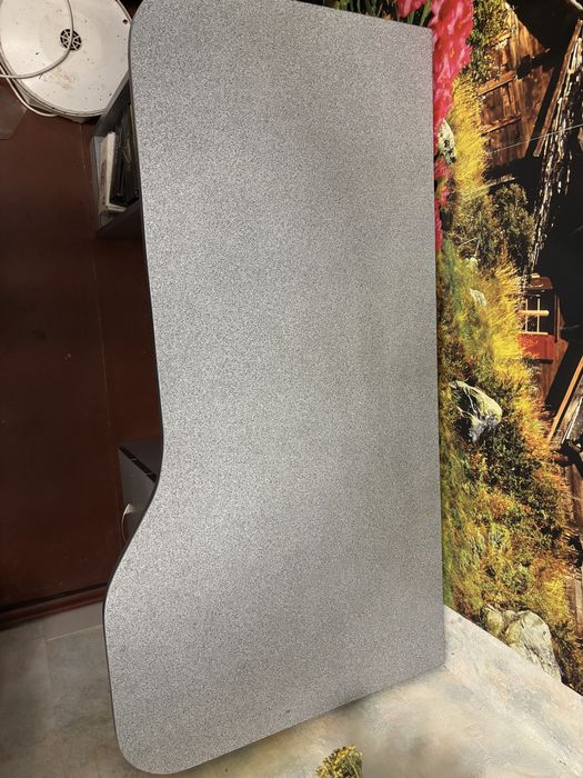 Стол письменый 130 на 60