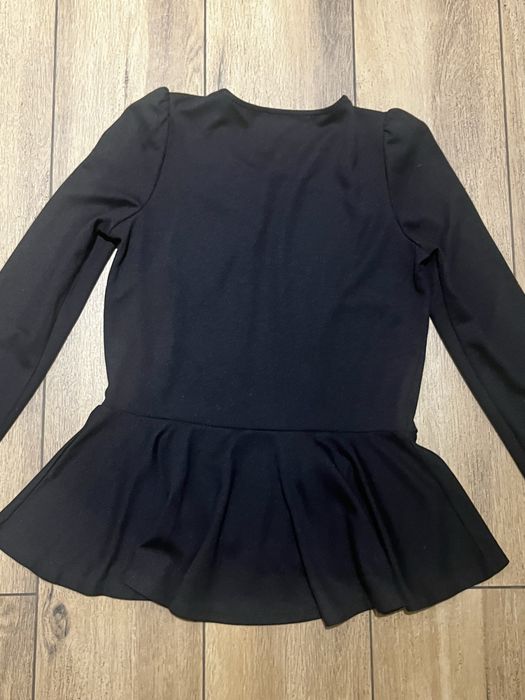 Sweterek bluzka z baskinką narzutka bolerko czarne