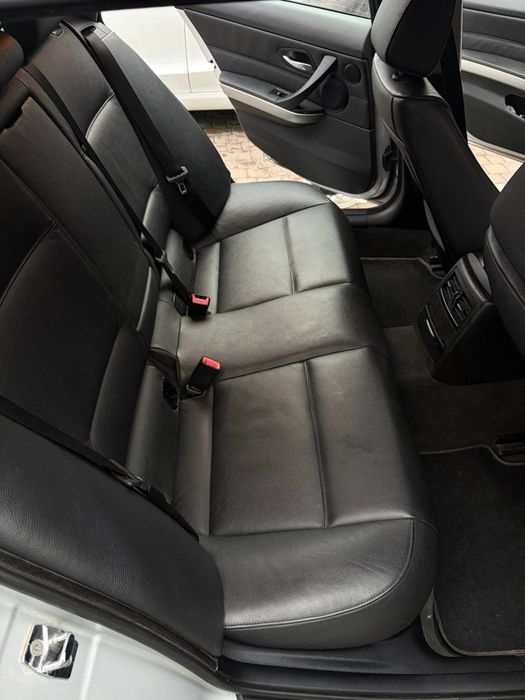 Bmw е91. 320i   2006р