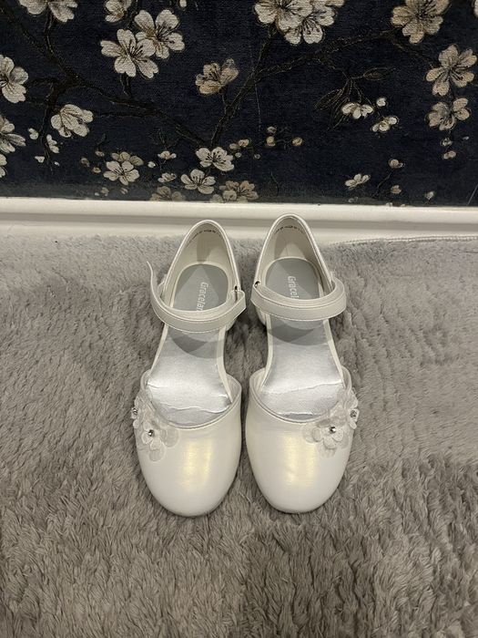 Komunia buty biale dziewczynka roz. 32 + wianek