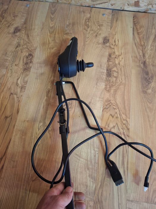 Wózek Quickie Salsa M2 Joystick VR2 z uchwytem