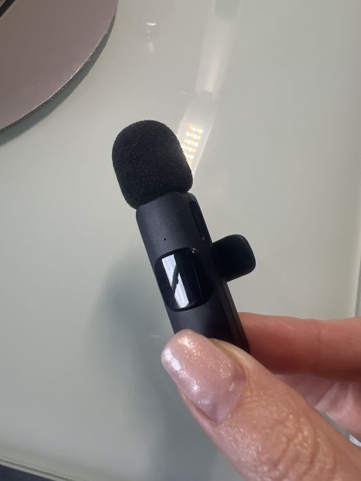 Wireless microphone64585871682307120