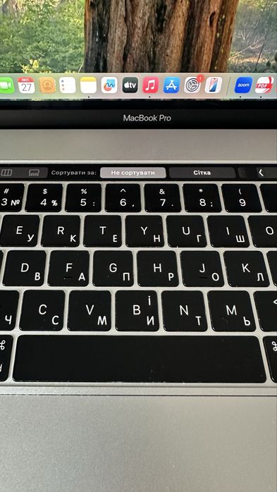 MacBook Pro 15 2019 A1990. i7. 16GB. 512GB SSD. Touch Bar