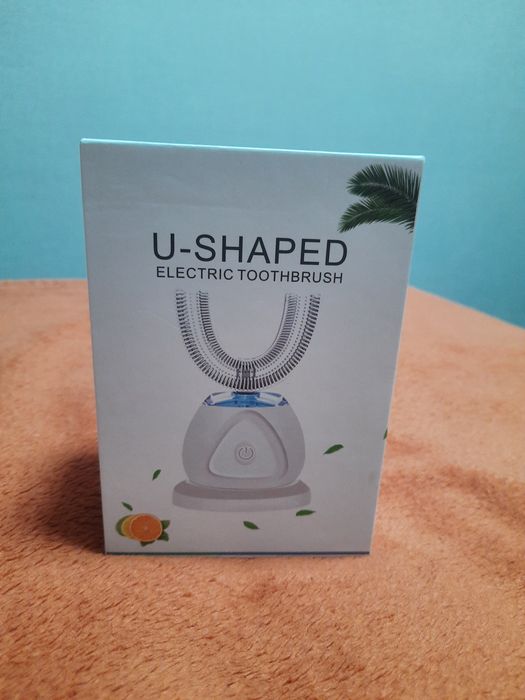 U-подібна електрична зубна щітка с синім світлом