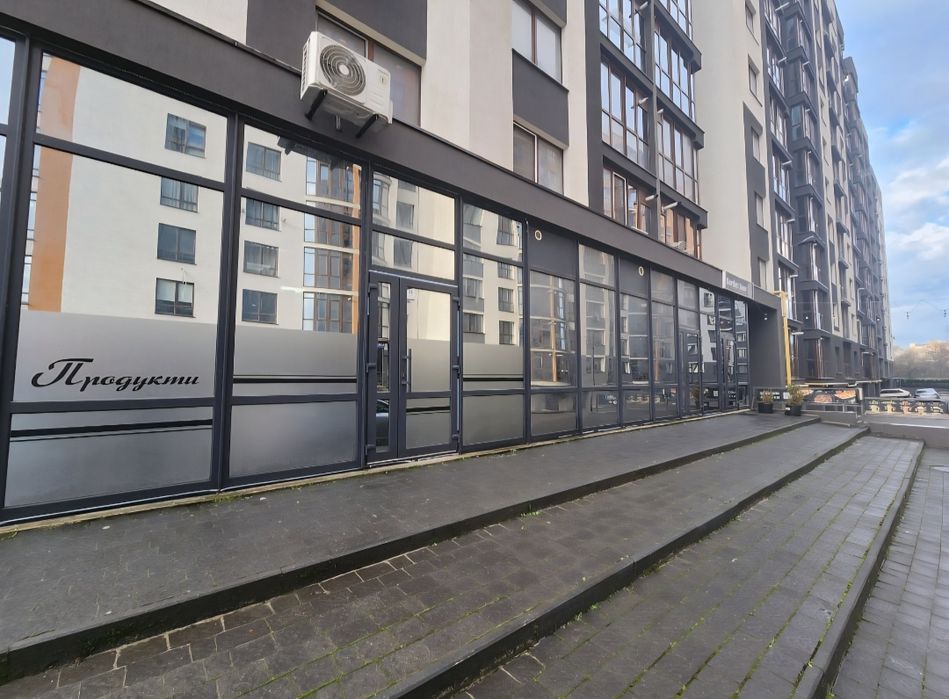 Здам приміщення на Парковій Алеї