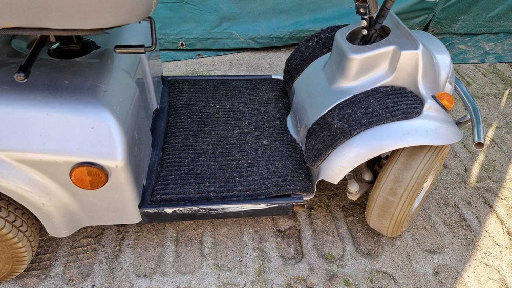 Skuter wózek inwalidzki elektryczny dla seniorów KOSZYK Dietz Agin