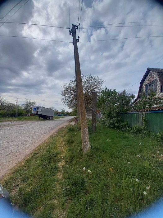 Центр с.Дашківці. Ділянка під забудову (25с) + ОСГ (39с).