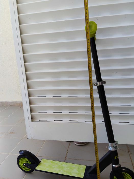 Dois Trotinetes bom estado