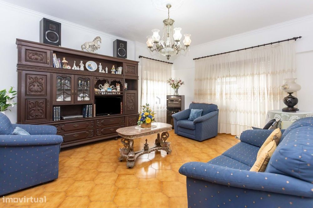 Apartamento T2 em Baixa da Banheira — Baixa Da Banheira E Vale Da Amoreira, Setúbal